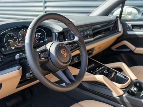 New 2026 Porsche Cayenne AWD/4WD image 4