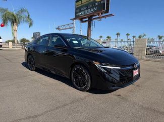 New 2026 Nissan Sentra SR w/ SR Premium Package FWD 360° Tour