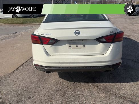 Used 2019 Nissan Altima 2.5 SR FWD image 6