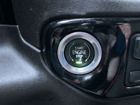 Used 2022 Chevrolet Silverado 1500 LT w/ Protection Package image 34