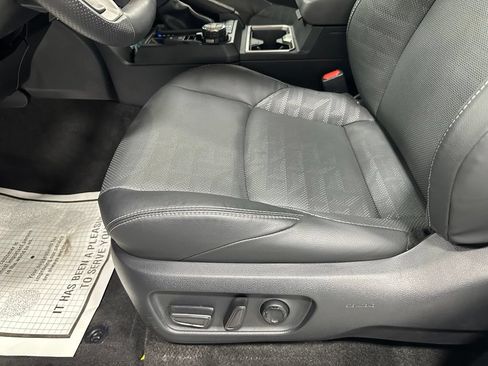 Used 2026 Toyota 4Runner TRD Off-Road Premium AWD/4WD image 14