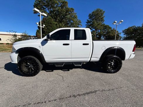 Used 2015 RAM 1500 Express image 2