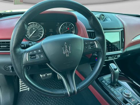 Used 2022 Maserati Levante Modena AWD/4WD image 13