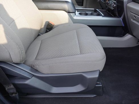 Used 2022 Ford F250 XLT w/ Black Appearance Package image 29