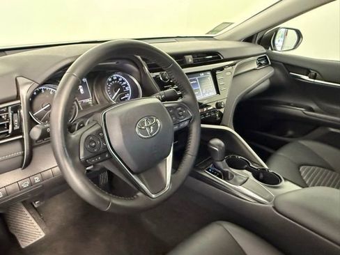 Used 2020 Toyota Camry SE w/ Convenience Package image 50