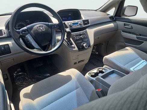 Used 2013 Honda Odyssey LX image 11