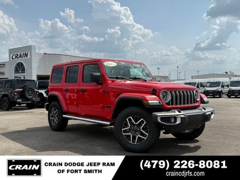 Used 2025 Jeep Wrangler Unlimited Sahara AWD/4WD image 1