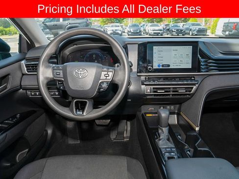 Used 2025 Toyota Camry LE FWD image 6