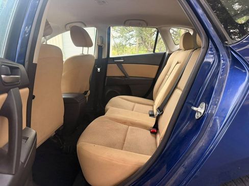 Used 2012 MAZDA MAZDA3 i Touring FWD image 9