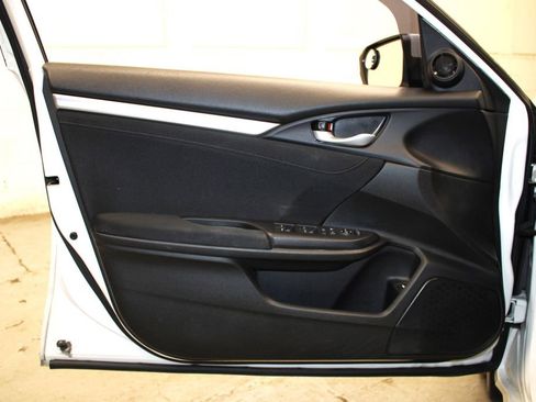 Used 2019 Honda Civic EX image 28