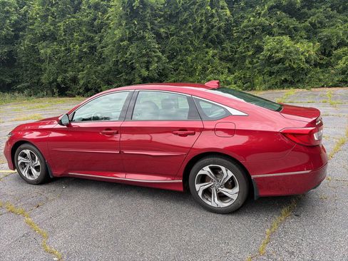 Used 2018 Honda Accord EX-L image 6