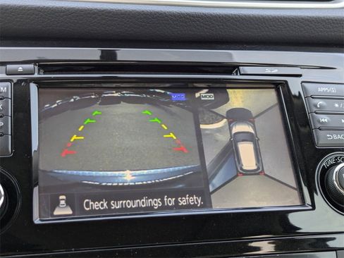 Used 2015 Nissan Rogue SL w/ SL Premium Package image 21