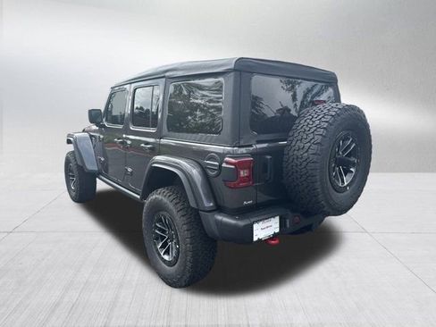 New 2025 Jeep Wrangler Unlimited Rubicon w/ XTREMEE 35" Tire Package image 7