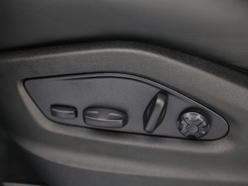 New 2026 Porsche Cayenne Coupe AWD/4WD image 17