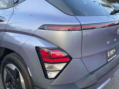 Certified 2024 Hyundai Kona SEL FWD image 10