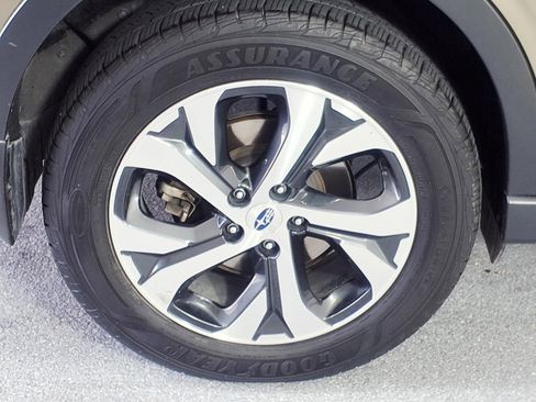 Used 2020 Subaru Outback Touring XT image 6