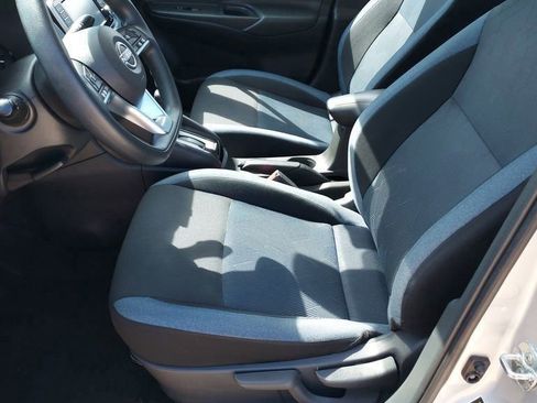 Used 2023 Nissan Versa SV image 16