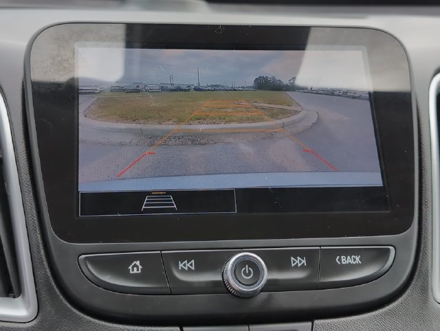 Used 2024 Chevrolet Malibu LT FWD image 17