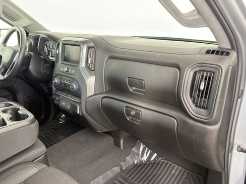 Used 2024 Chevrolet Silverado 1500 Custom AWD/4WD image 9