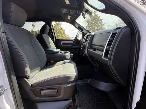 Used 2023 RAM 1500 Classic Warlock AWD/4WD image 37