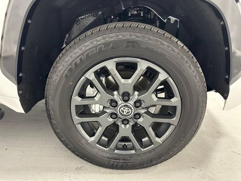 Used 2026 Toyota Tundra Platinum AWD/4WD image 67