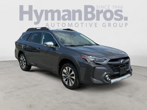 Used 2025 Subaru Outback Touring XT AWD/4WD image 1