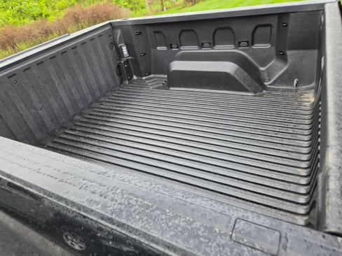 Used 2024 Chevrolet Silverado 1500 Custom RWD image 7