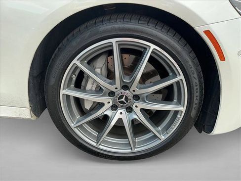 Certified 2022 Mercedes-Benz E 350 4MATIC Sedan image 9