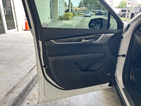 Used 2021 Cadillac XT6 Sport image 42