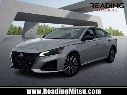 Used 2025 Nissan Altima 2.5 SV
