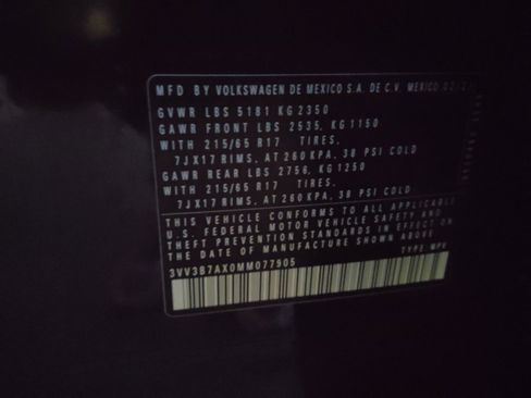 Used 2021 Volkswagen Tiguan SEL image 33