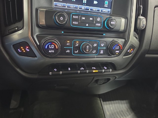 Used 2016 Chevrolet Silverado 3500 LT w/ LT Convenience Package AWD/4WD image 10