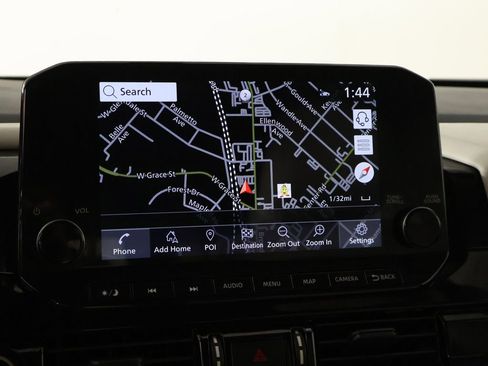 Used 2023 Nissan Pathfinder SL AWD/4WD image 41