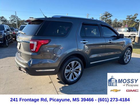 Used 2018 Ford Explorer Limited image 6