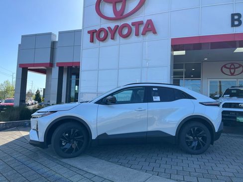 New 2026 Toyota C-HR AWD/4WD image 2