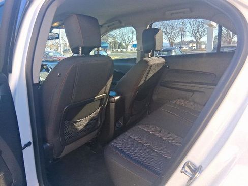 Used 2015 Chevrolet Equinox LT w/ Driver Convenience Package image 19