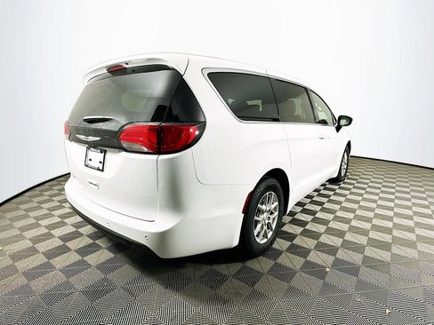 New 2026 Chrysler Voyager LX FWD image 9