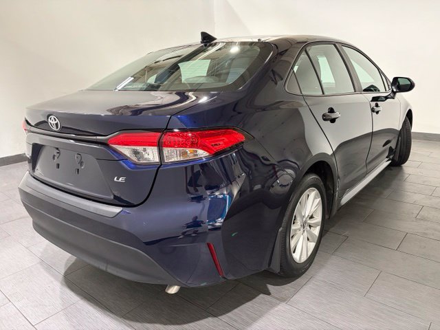 Used 2024 Toyota Corolla LE w/ LE Convenience Package FWD image 5