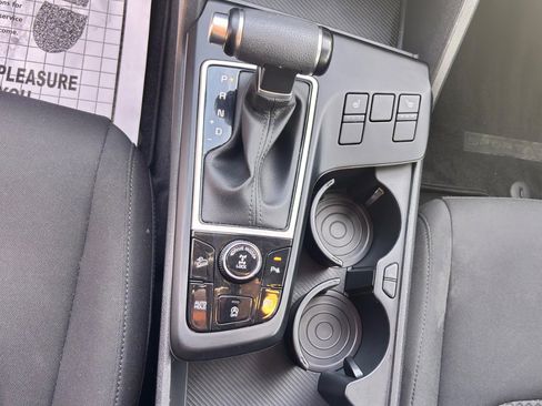 Used 2023 Kia Sportage LX image 37