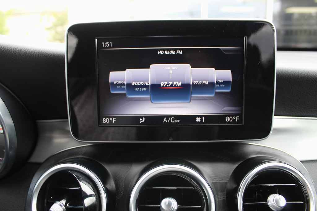 Used 2019 Mercedes-Benz GLC 300 4MATIC image 21