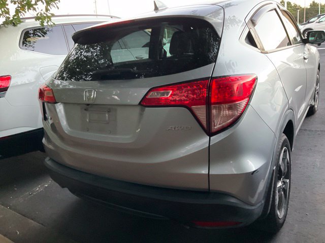 Used 2018 Honda HR-V EX image 9
