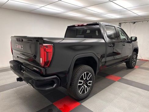 New 2026 GMC Sierra 1500 AT4 w/ Technology Package AWD/4WD image 6