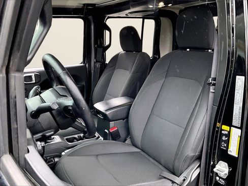 Certified 2022 Jeep Gladiator Sport image 20