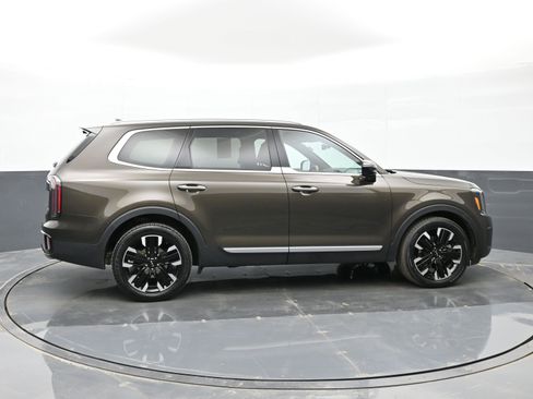 Used 2023 Kia Telluride SX Prestige image 9