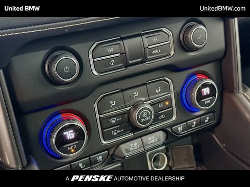 Used 2022 Chevrolet Tahoe Premier image 11