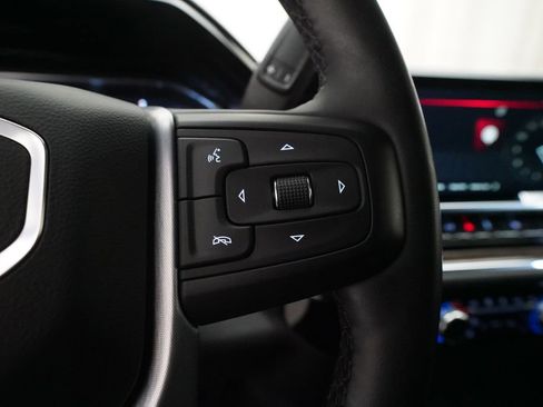 Used 2024 GMC Sierra 1500 Elevation image 18