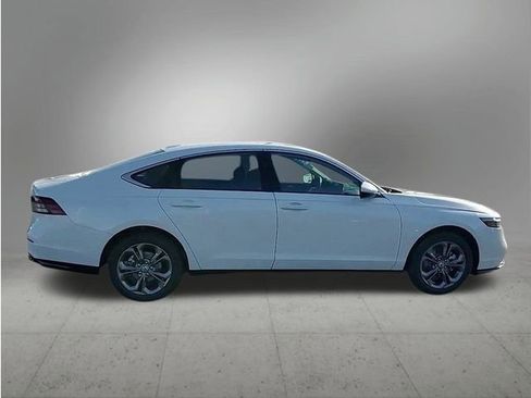 New 2026 Honda Accord EX-L image 5