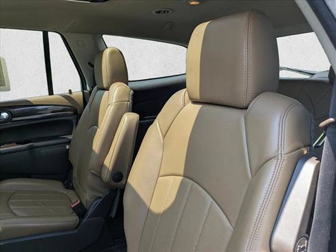 Used 2013 Buick Enclave Premium FWD image 20