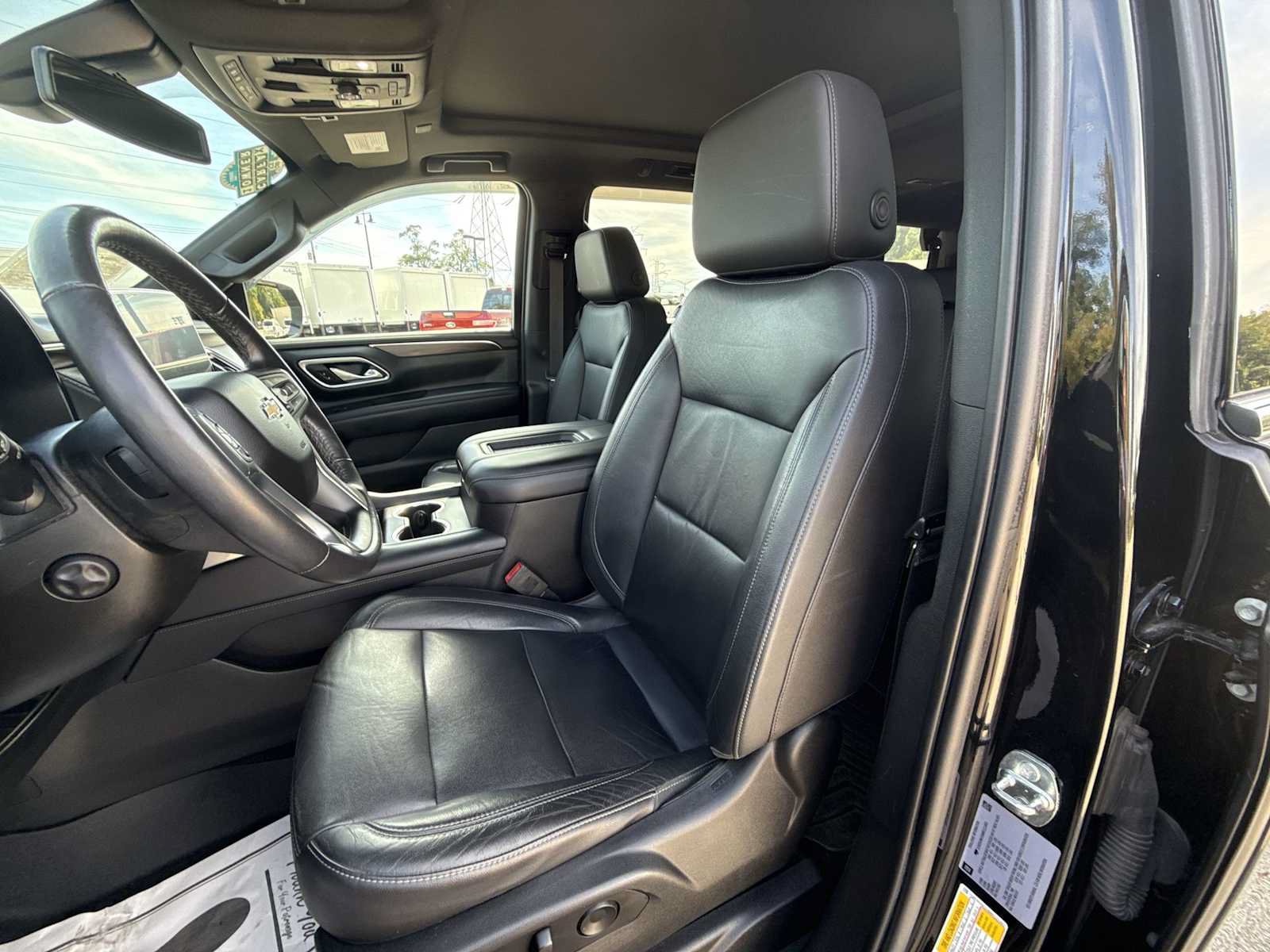 Used 2021 Chevrolet Tahoe LT w/ LT Signature Package AWD/4WD image 19