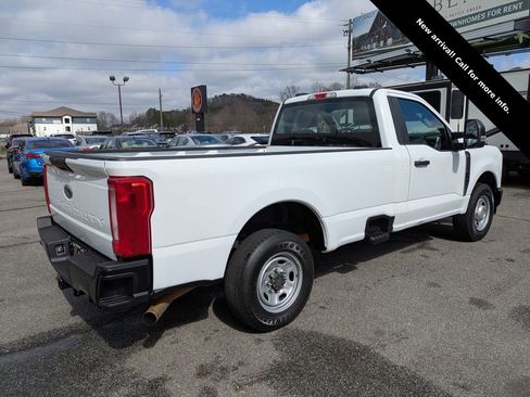 Used 2024 Ford F250 XL RWD image 4